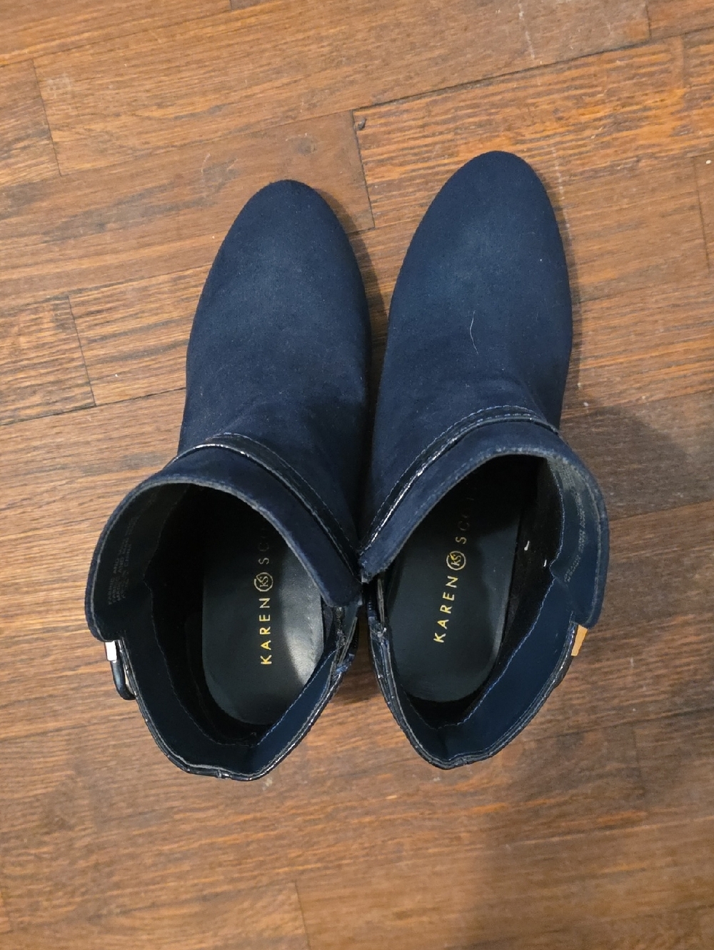 Karen Scott Navy Suede Booties